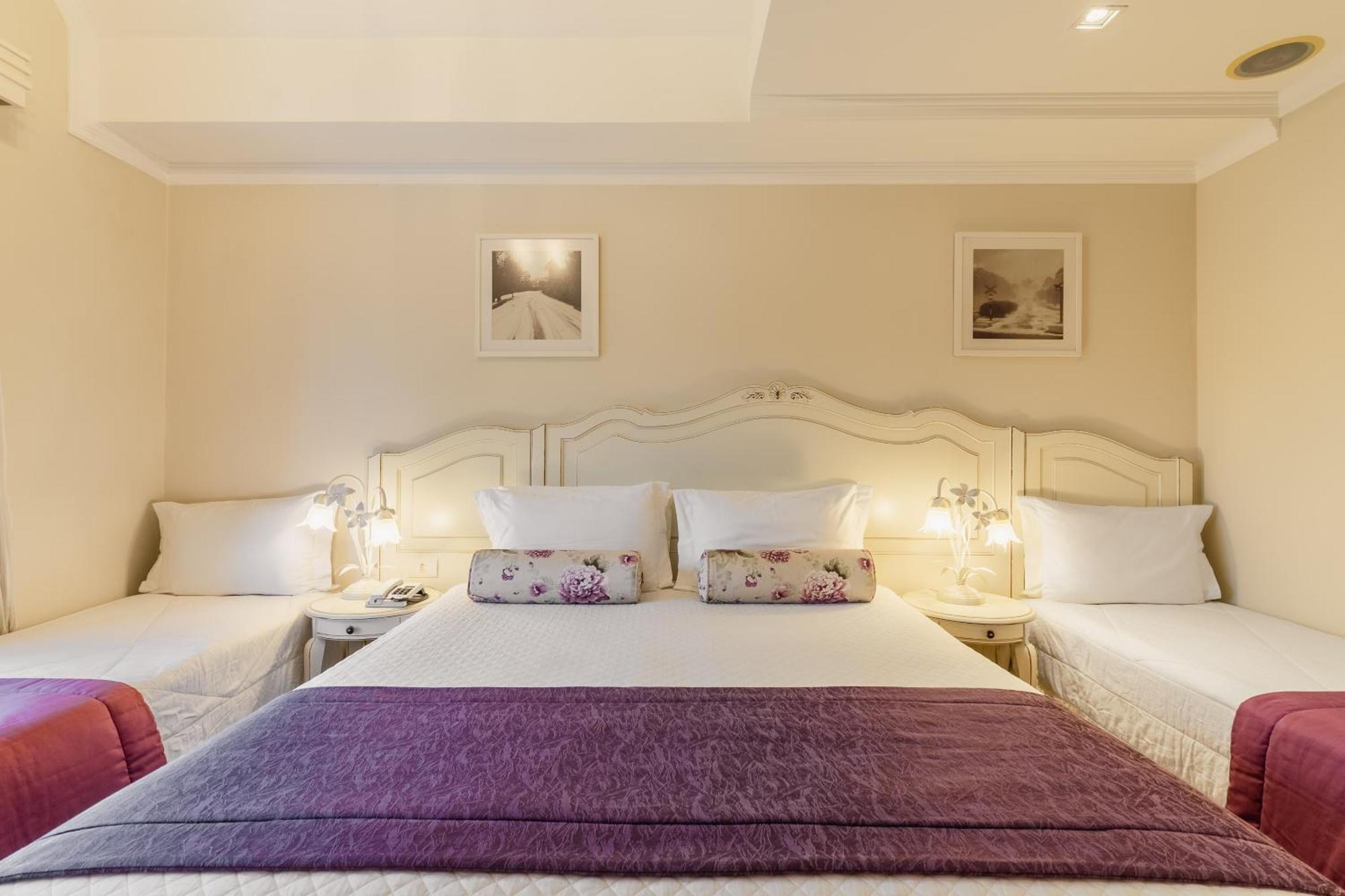 D'biagy Premium Hotel